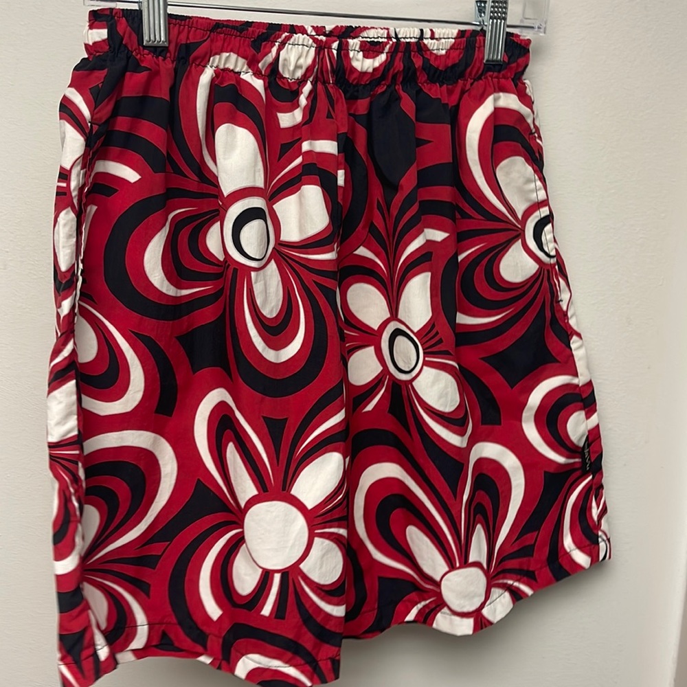 Men’s volleyball/swim shorts (Xl)